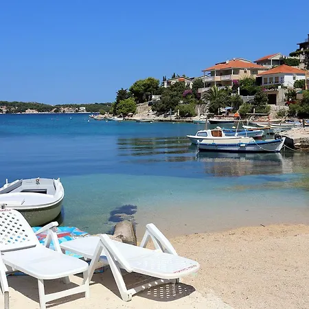 Razanj 7485b * Rogoznica (Sibenik-Knin)