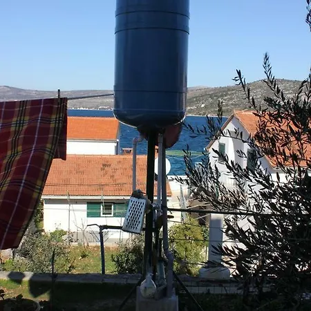 Razanj 7485b Rogoznica (Sibenik-Knin)