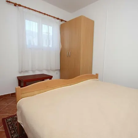 Razanj 7485b Appartamento *